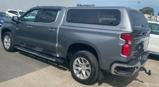 Chevrolet Silverado image 3