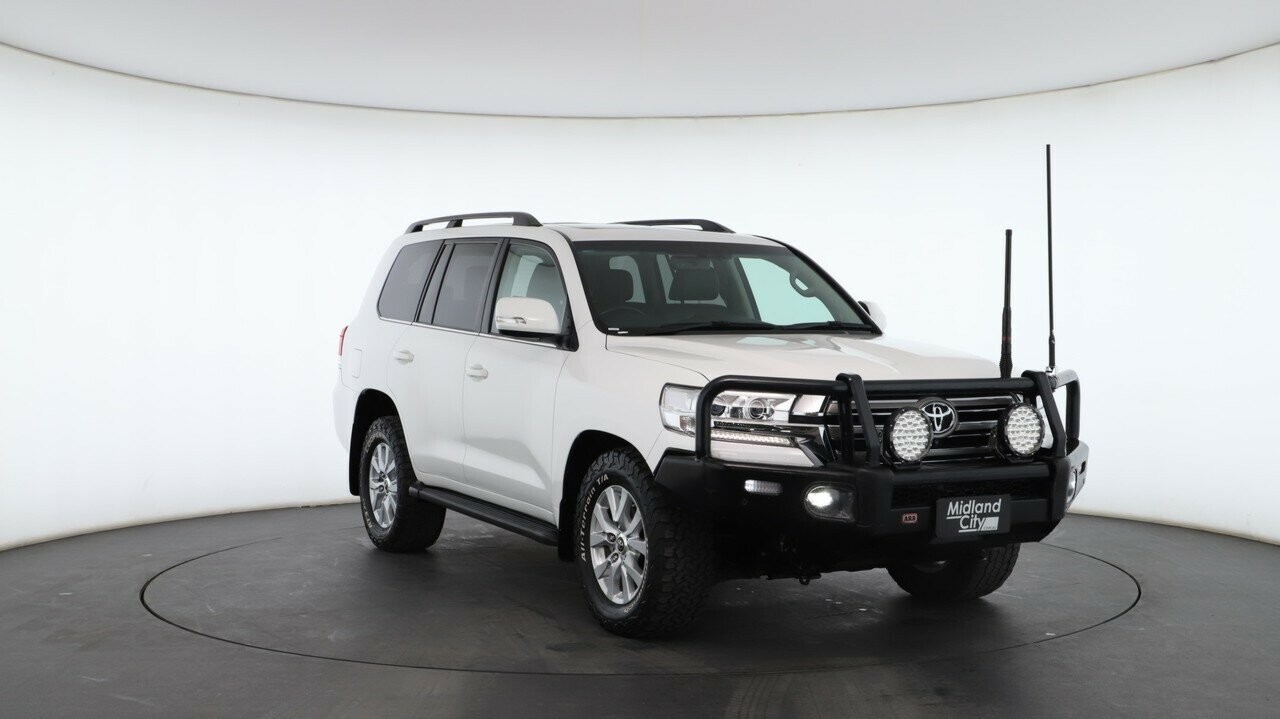 Toyota Landcruiser image 4