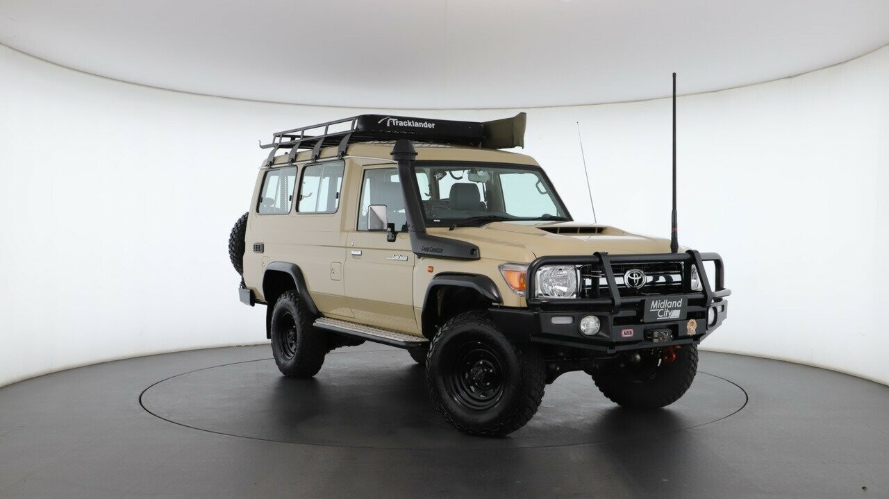 Toyota Landcruiser image 1