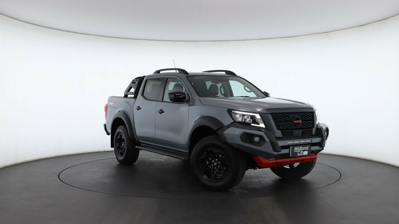 Nissan Navara image 1