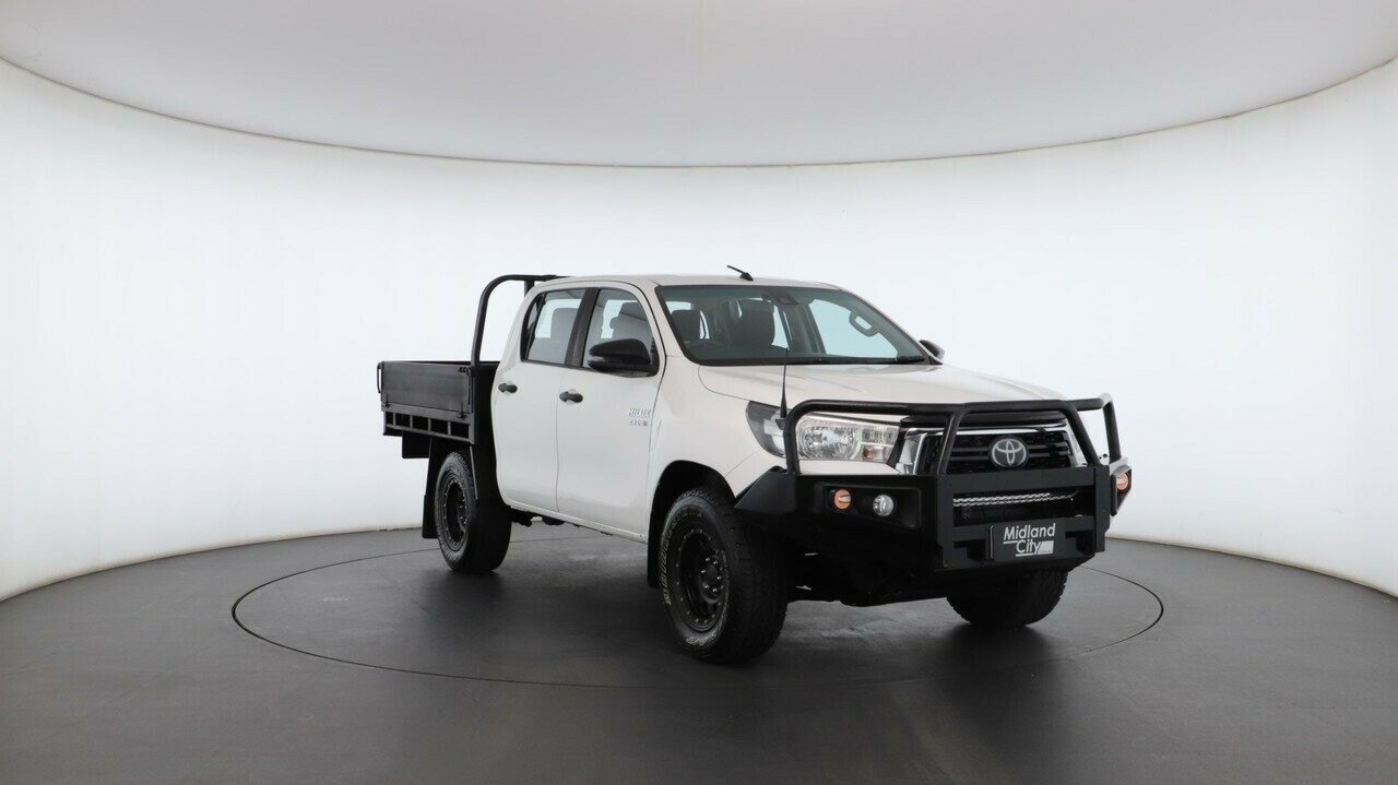 Toyota Hilux image 4