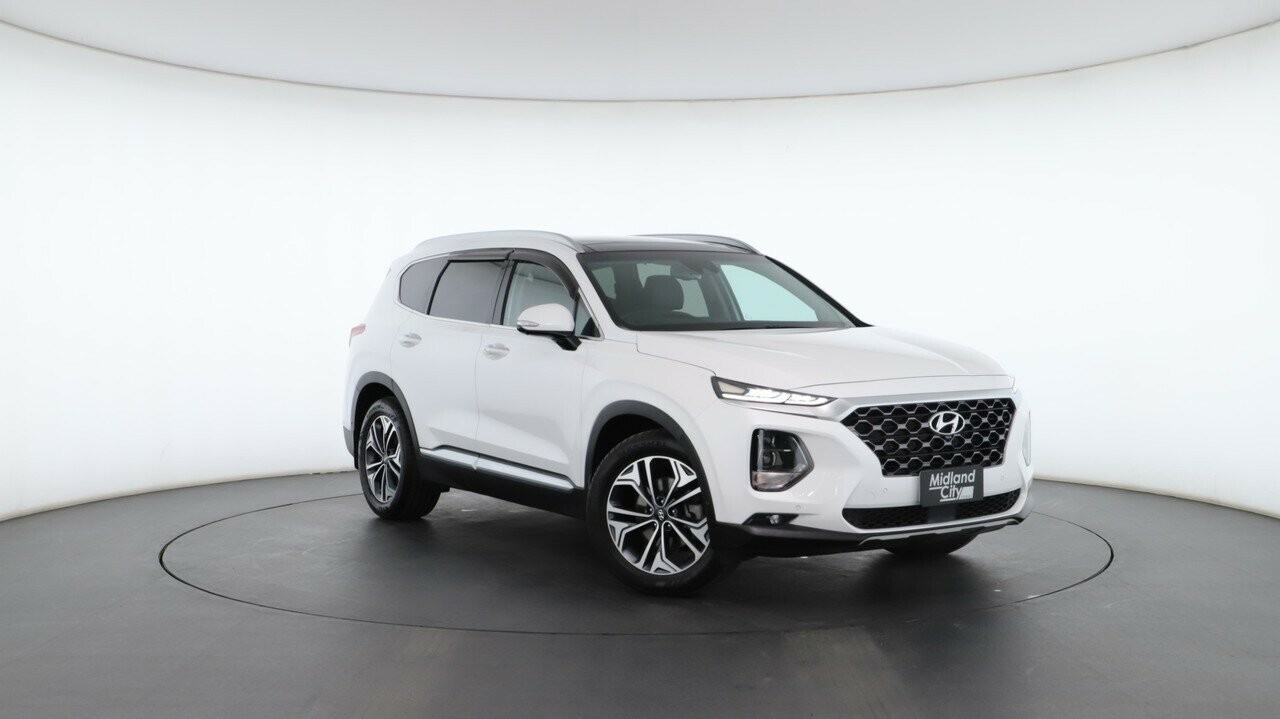 Hyundai Santa Fe image 1