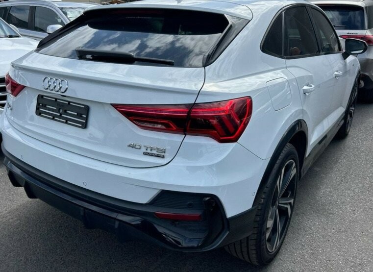 Audi Q3 image 2