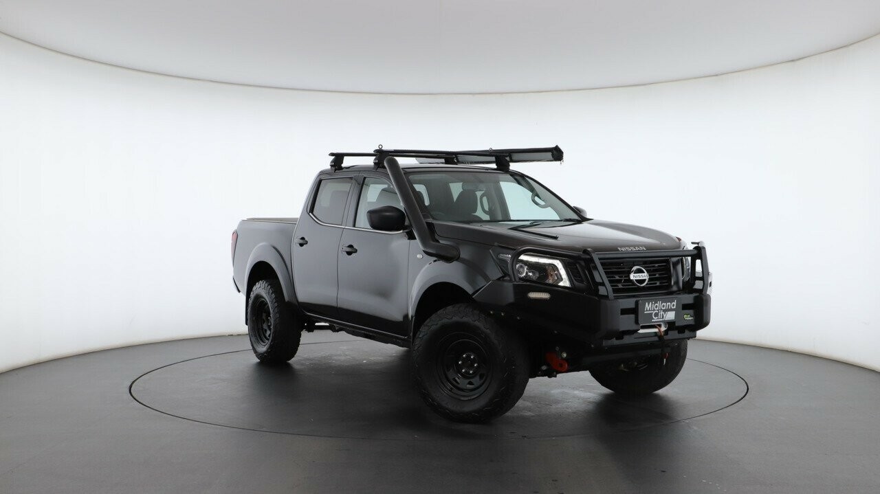 Nissan Navara image 1