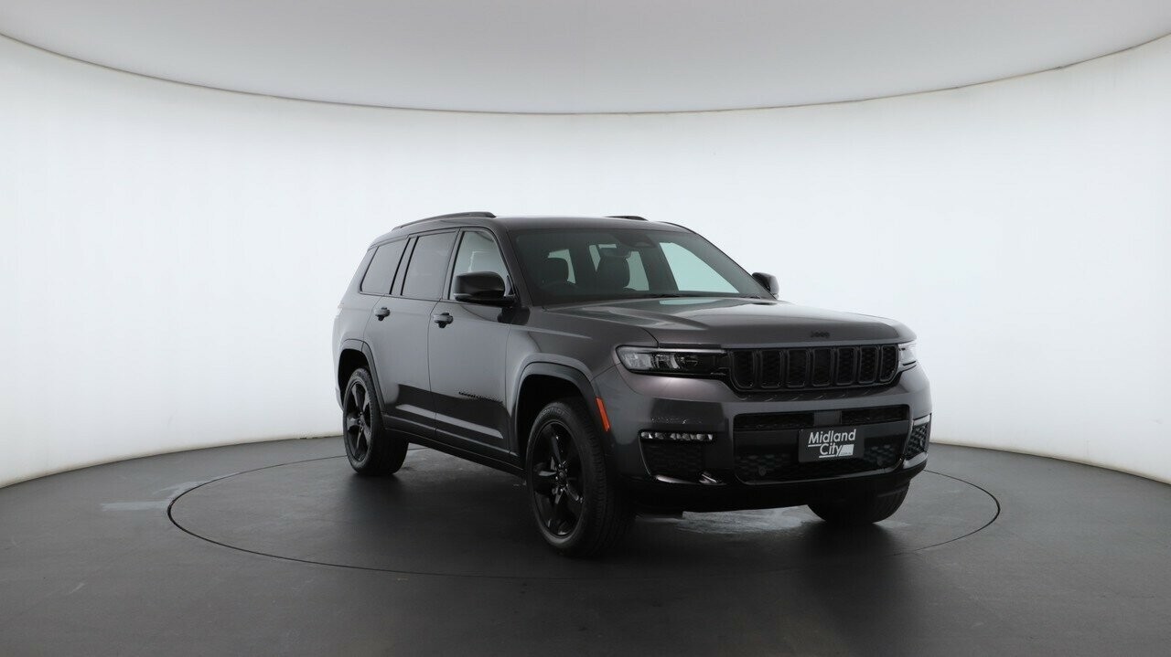 Jeep Grand Cherokee image 4