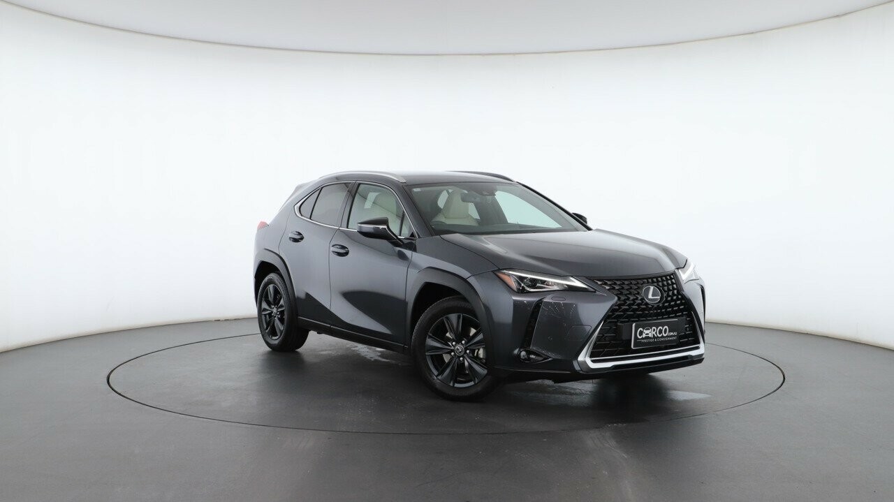 Lexus Ux image 1