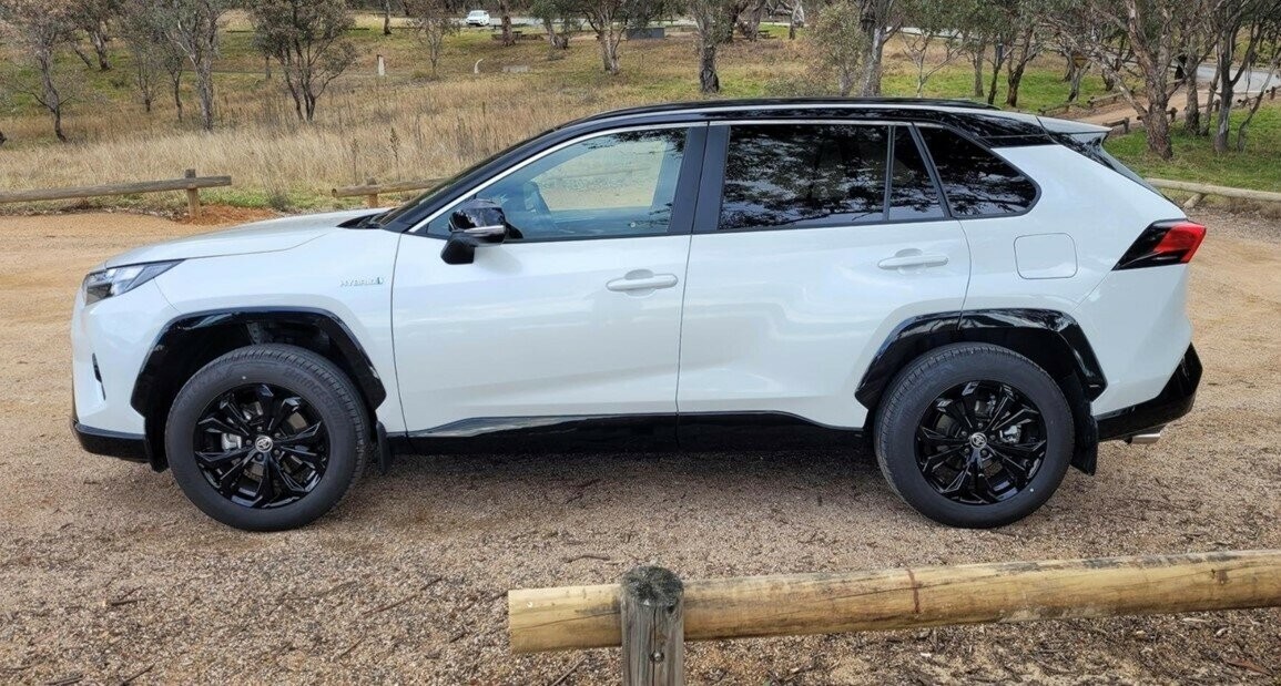 Toyota Rav4 image 4