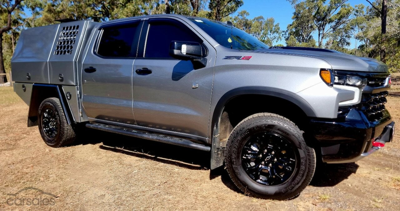 Chevrolet Silverado image 1