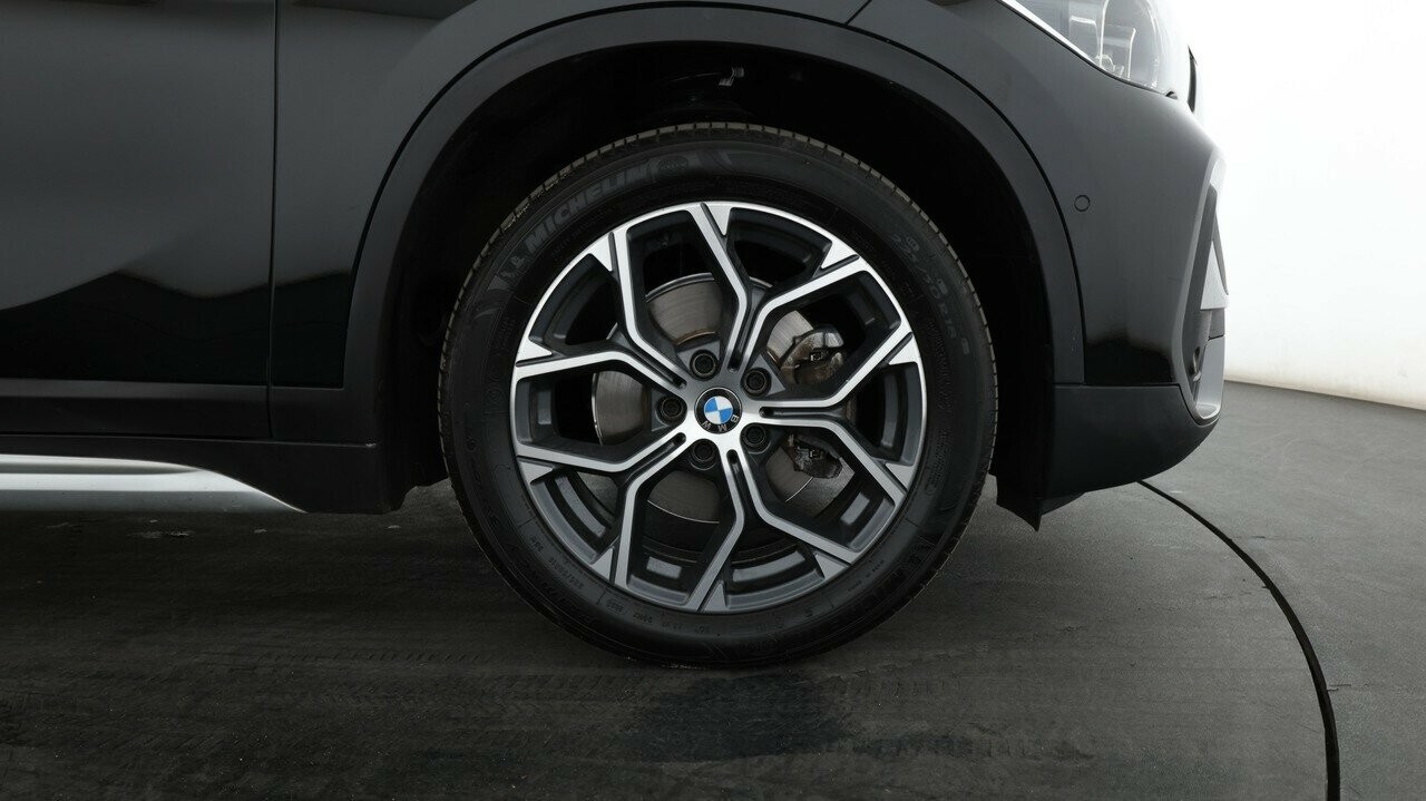 BMW X1 image 4