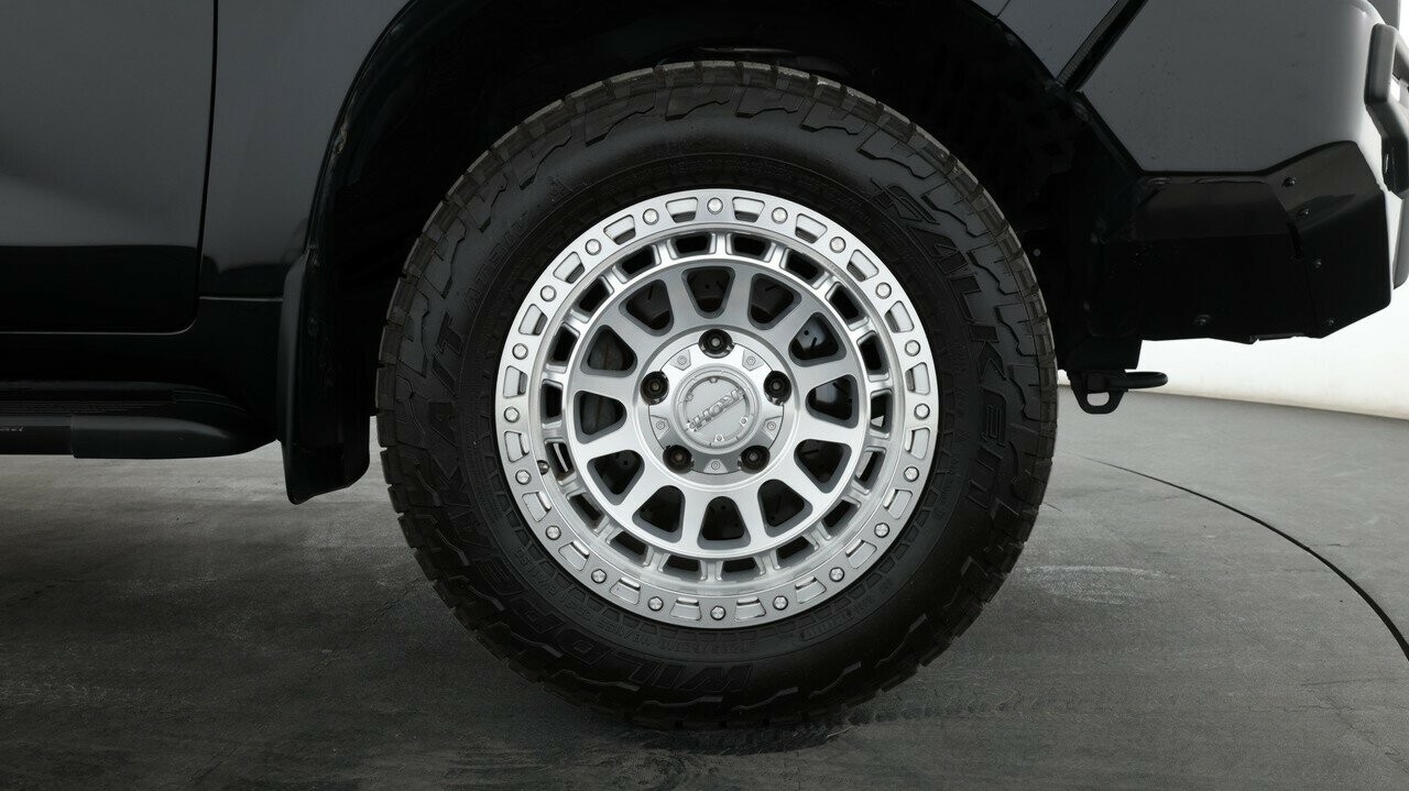 Toyota Landcruiser image 4