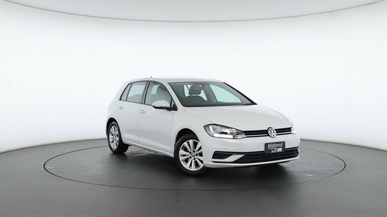 Volkswagen Golf image 1