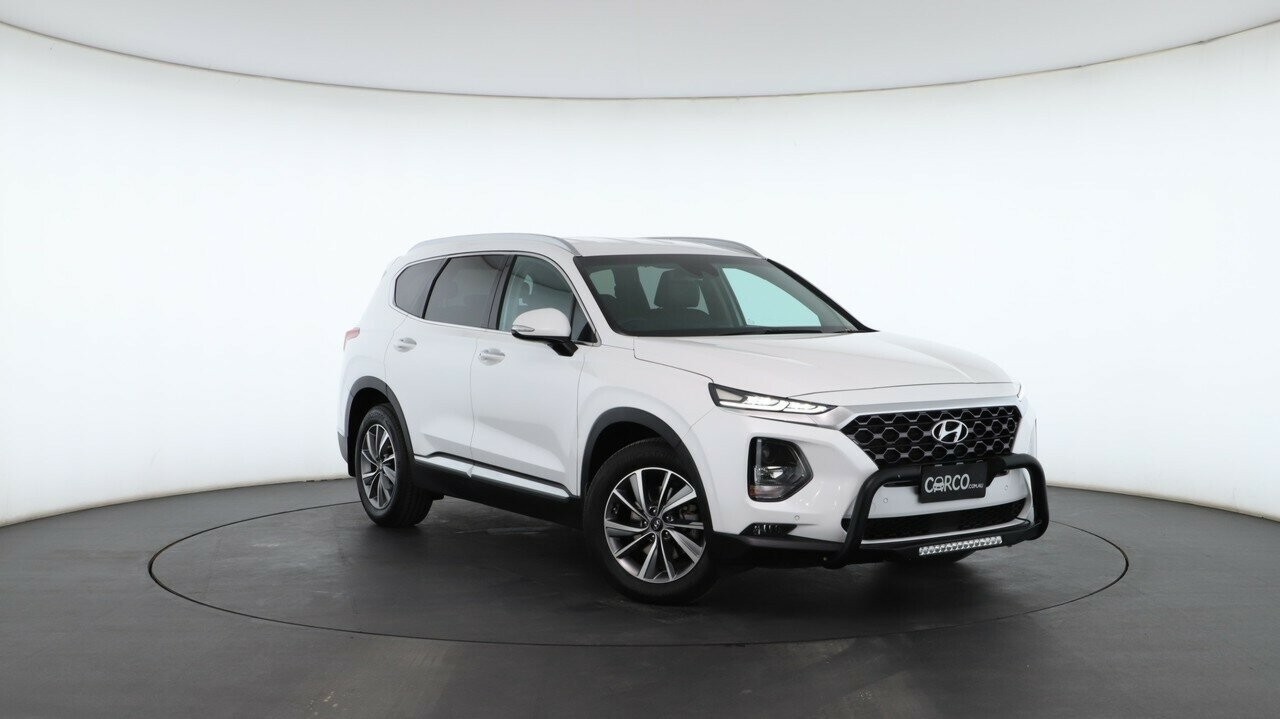 Hyundai Santa Fe image 1