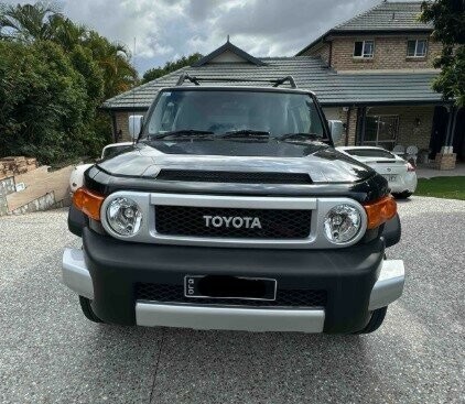 Toyota Fj Cruiser image 1