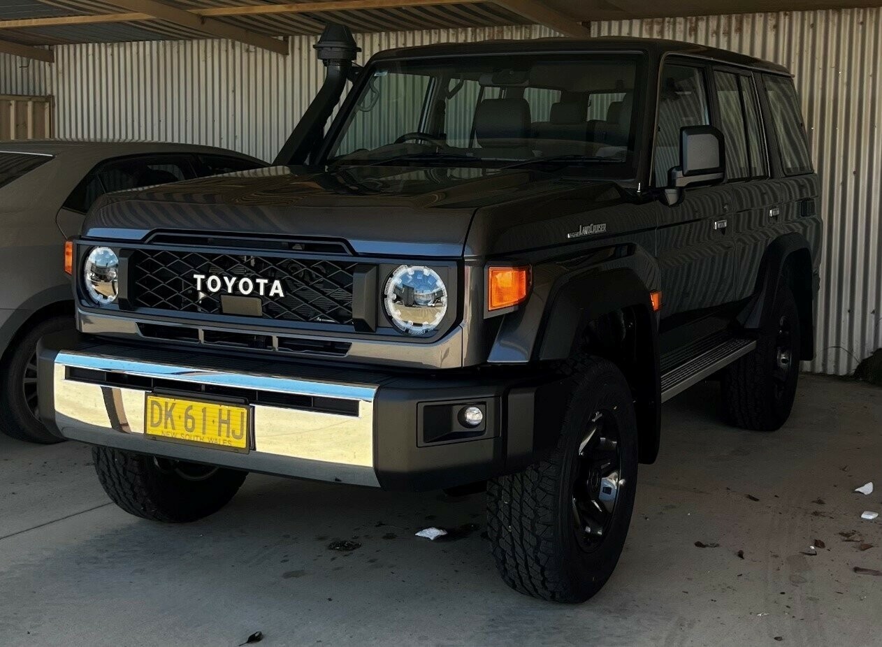 Toyota Landcruiser image 3