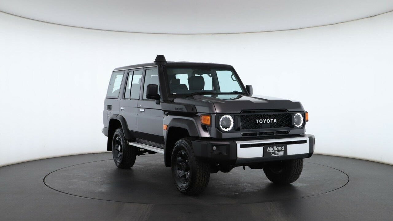 Toyota Landcruiser image 4