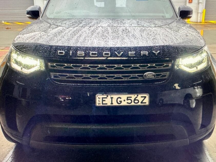 Land Rover Discovery image 1