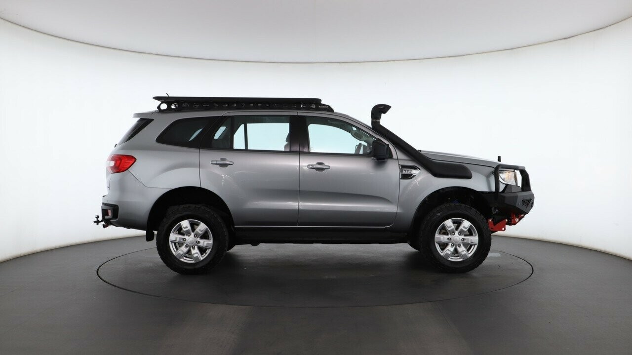 Ford Everest image 3