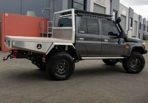 Toyota Landcruiser image 3