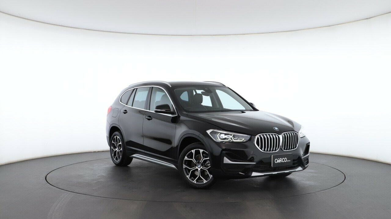 BMW X1 image 1