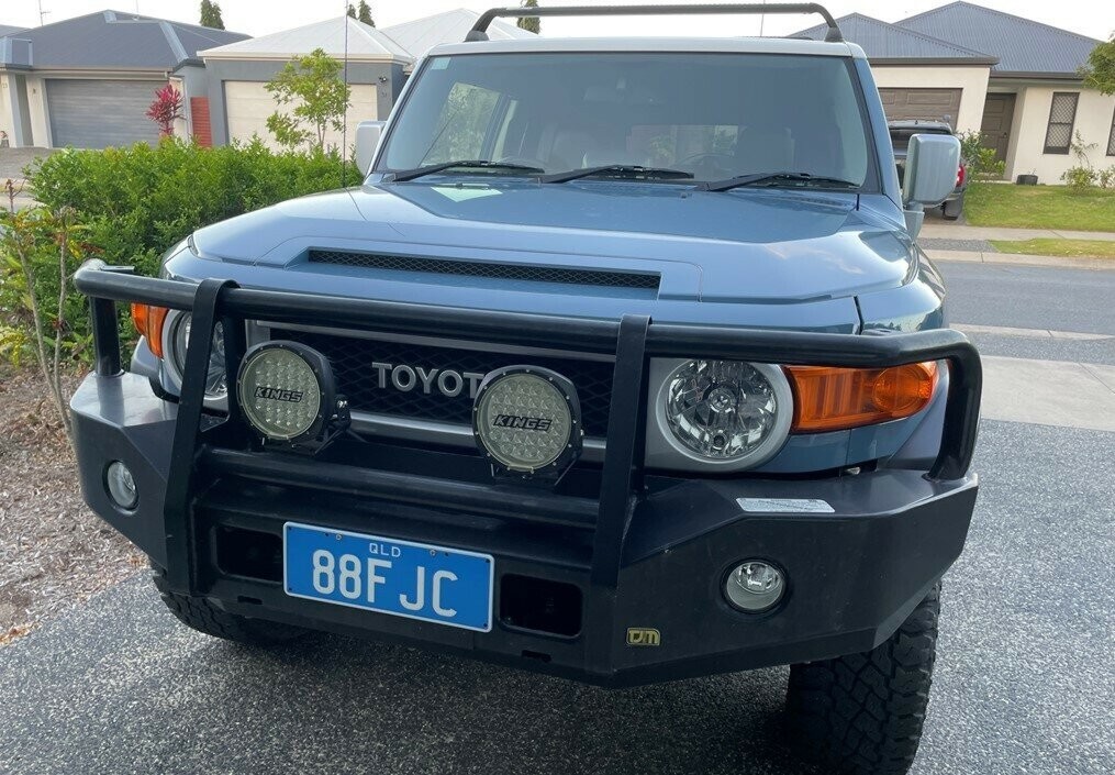 Toyota Fj Cruiser image 1