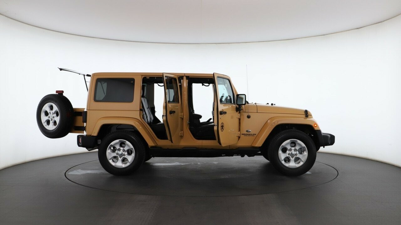 Jeep Wrangler image 2