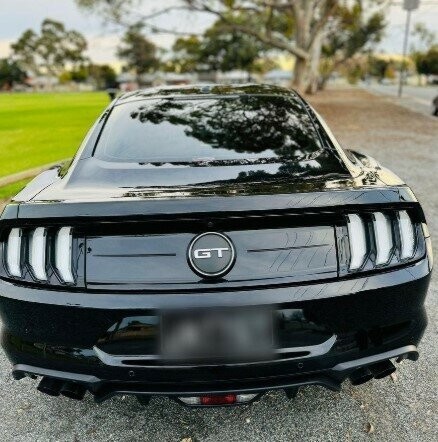 Ford Mustang image 3