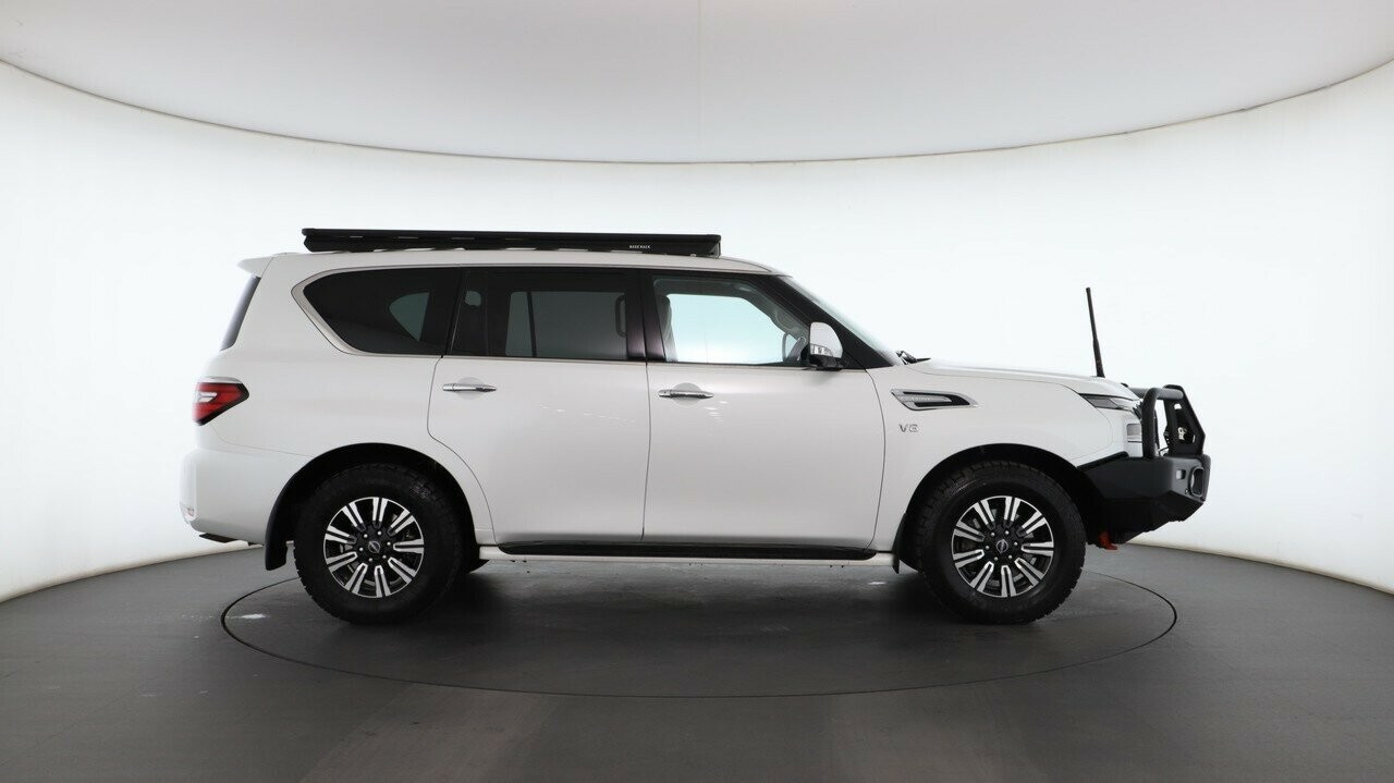 Nissan Patrol image 2