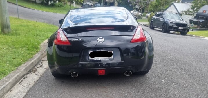 Nissan 370z image 2