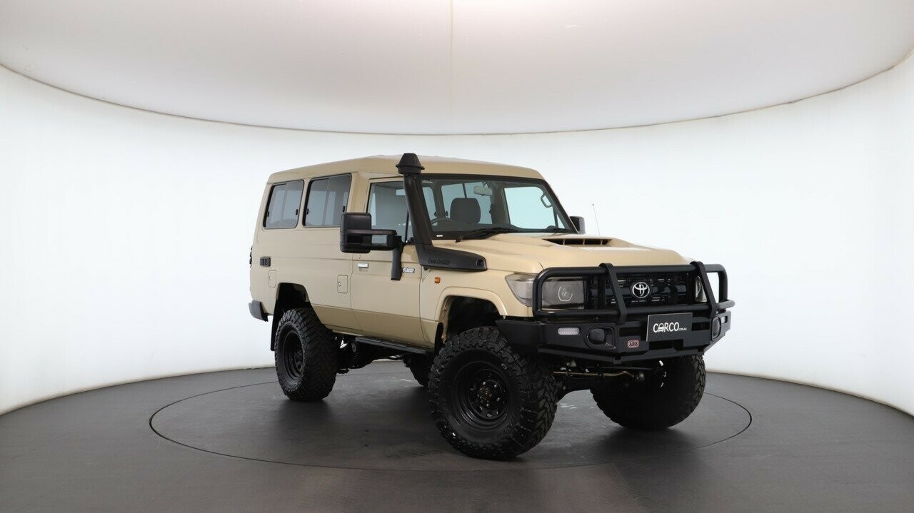 Toyota Landcruiser image 1