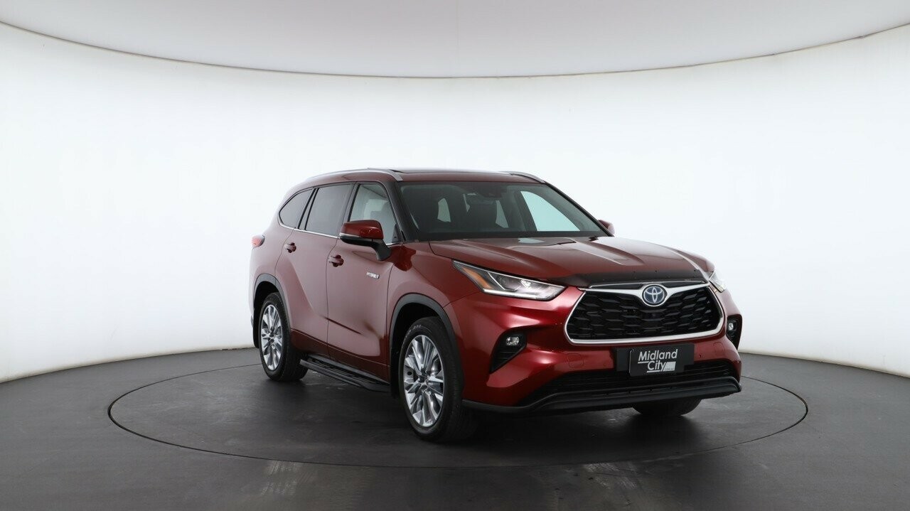 Toyota Kluger image 4