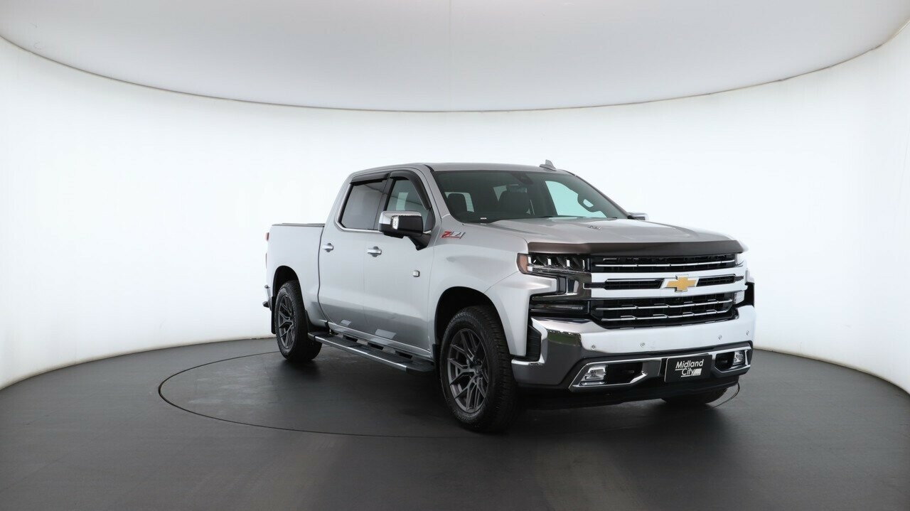 Chevrolet Silverado image 4