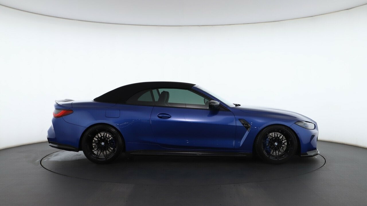 BMW M4 image 4