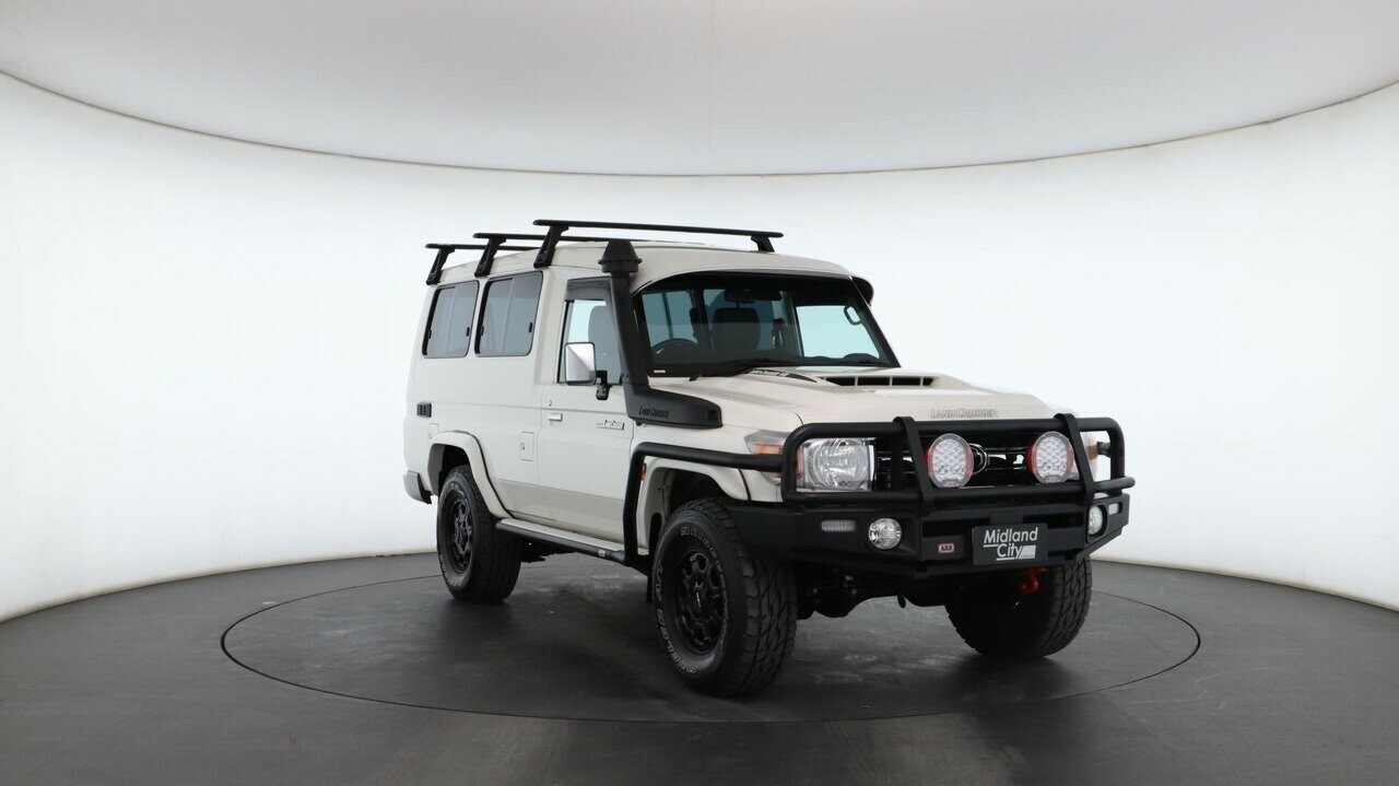 Toyota Landcruiser image 4