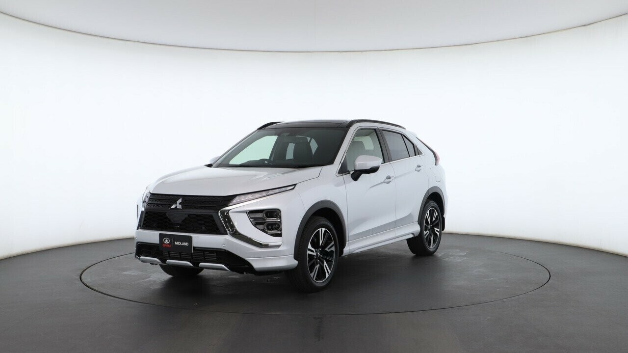 Mitsubishi Eclipse Cross image 2