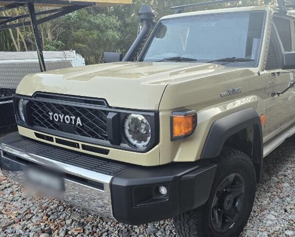 Toyota Landcruiser image 1