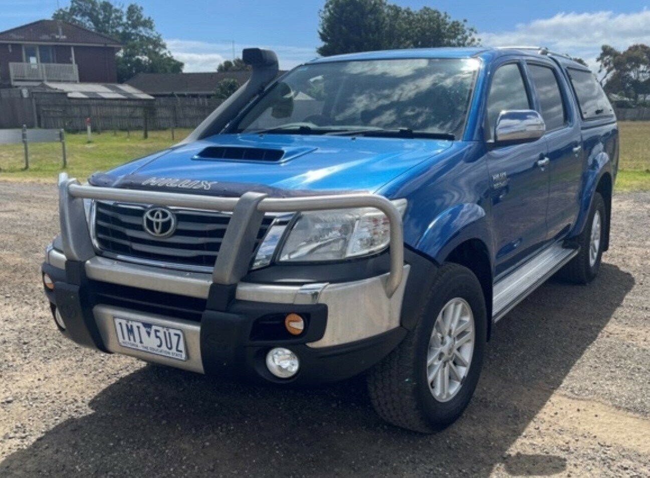 Toyota Hilux image 1