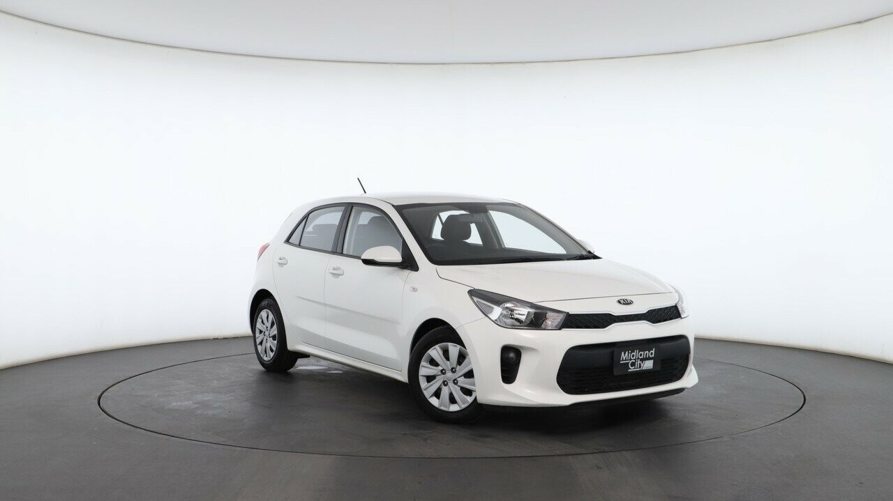 Kia Rio image 1