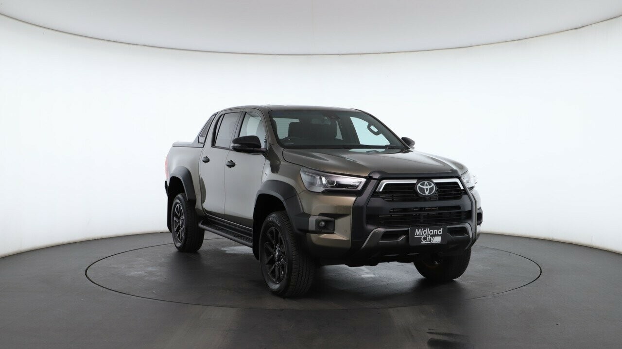 Toyota Hilux image 4