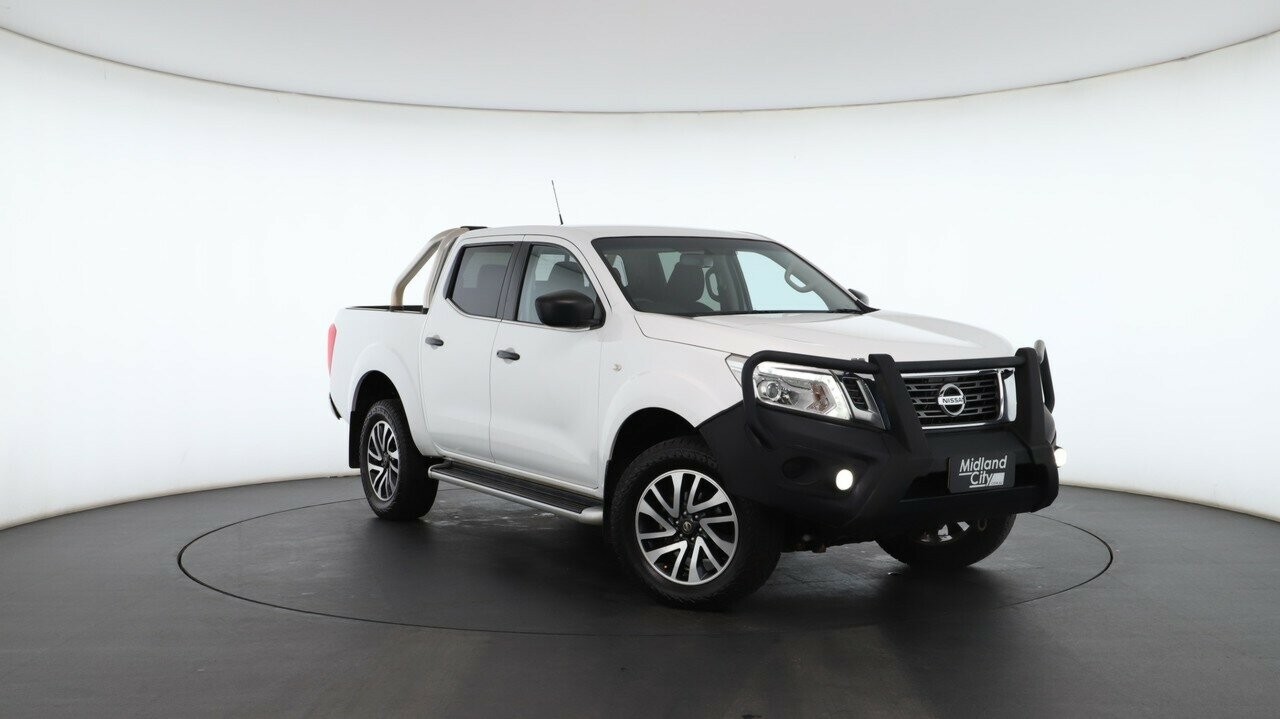 Nissan Navara image 1