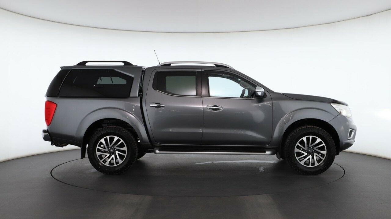 Nissan Navara image 2