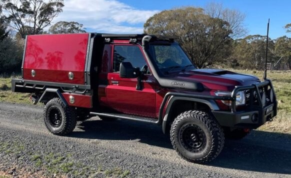 Toyota Landcruiser image 2