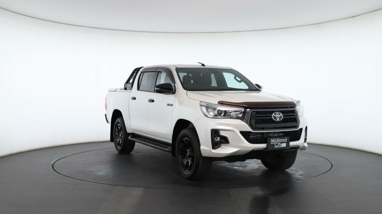 Toyota Hilux image 4