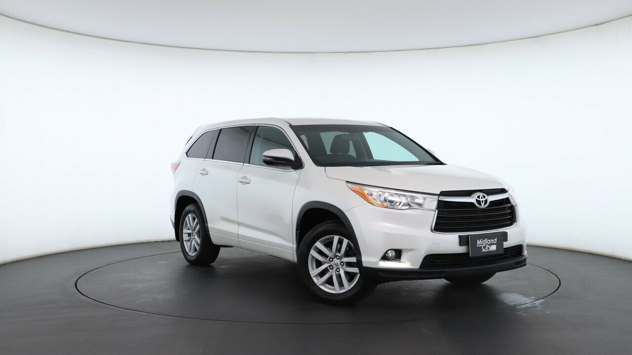 Toyota Kluger image 2