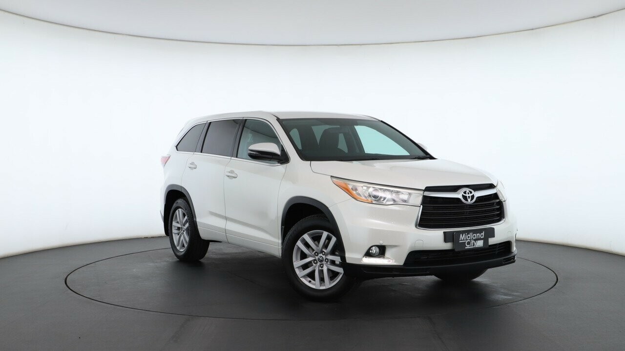 Toyota Kluger image 1