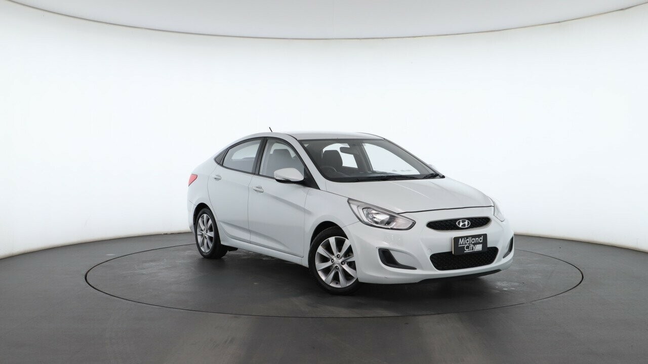 Hyundai Accent image 1