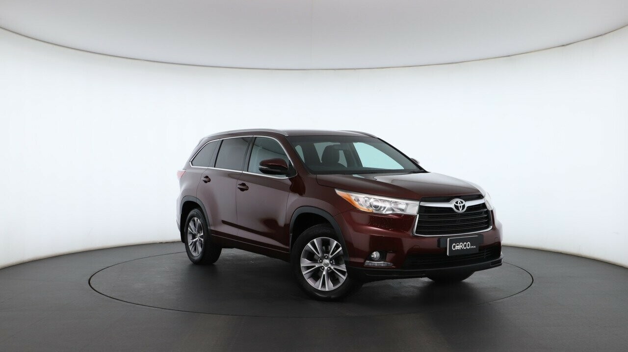 Toyota Kluger image 1