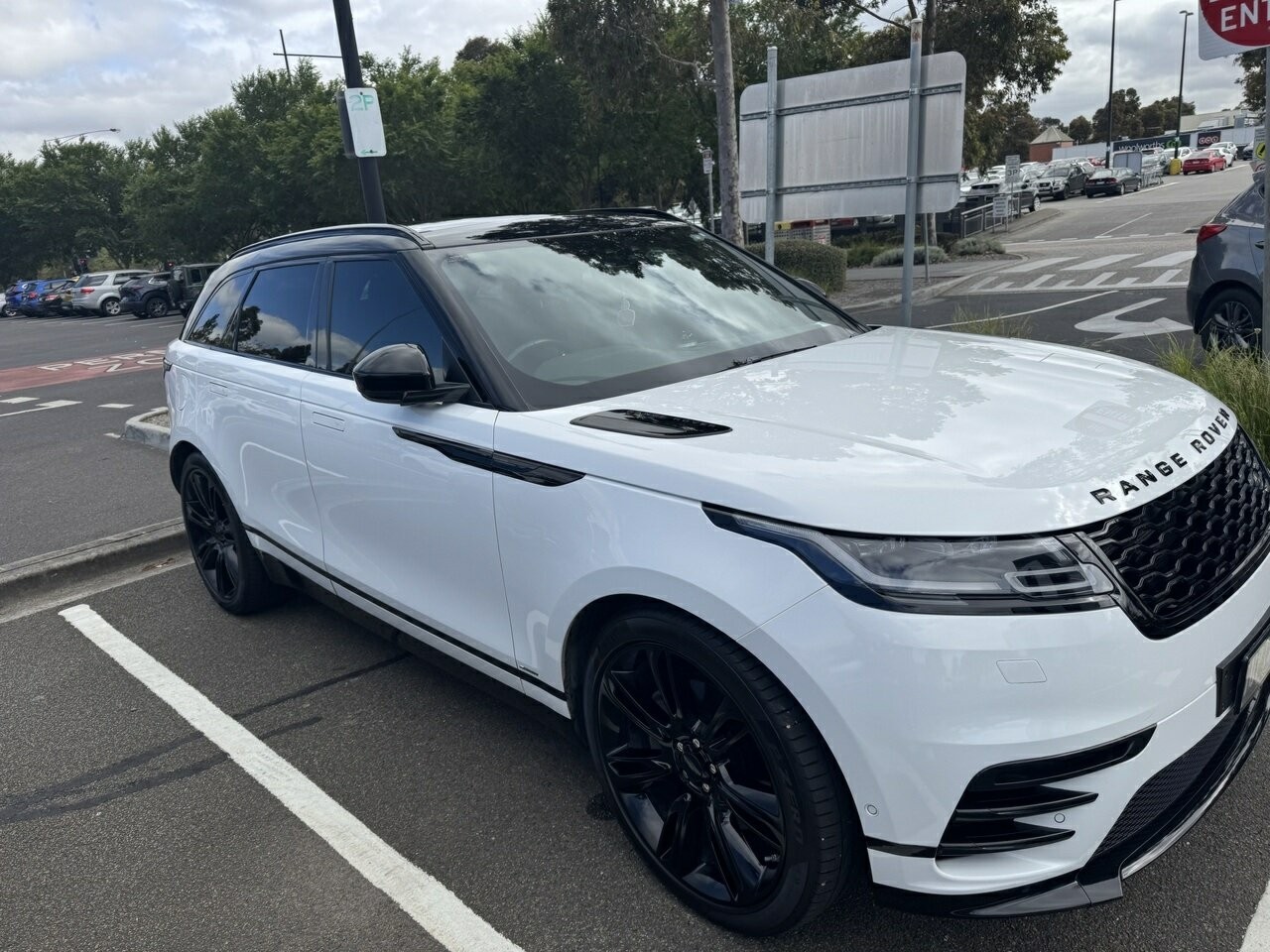 Land Rover Range Rover Velar image 3