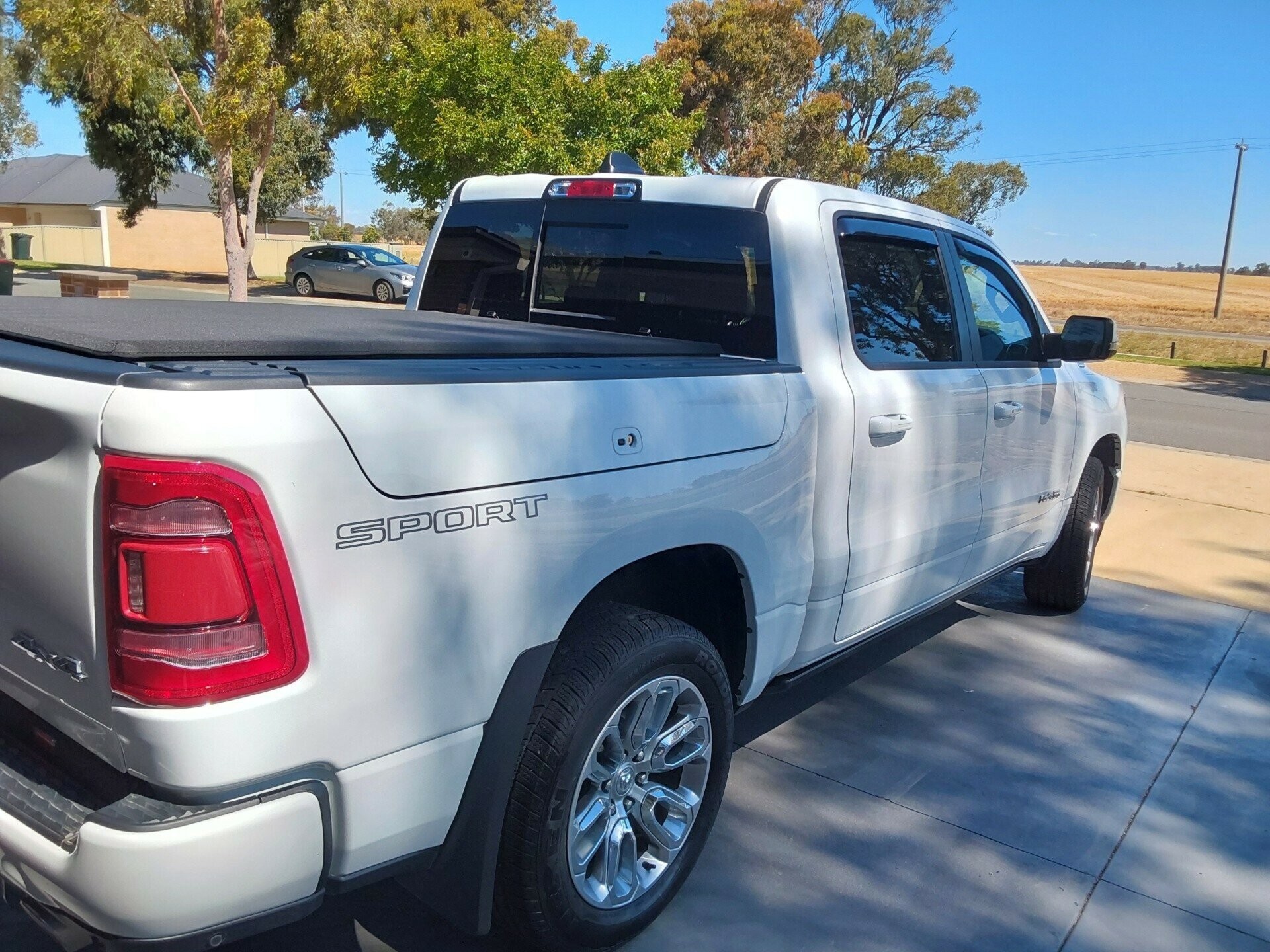 Ram 1500 image 2