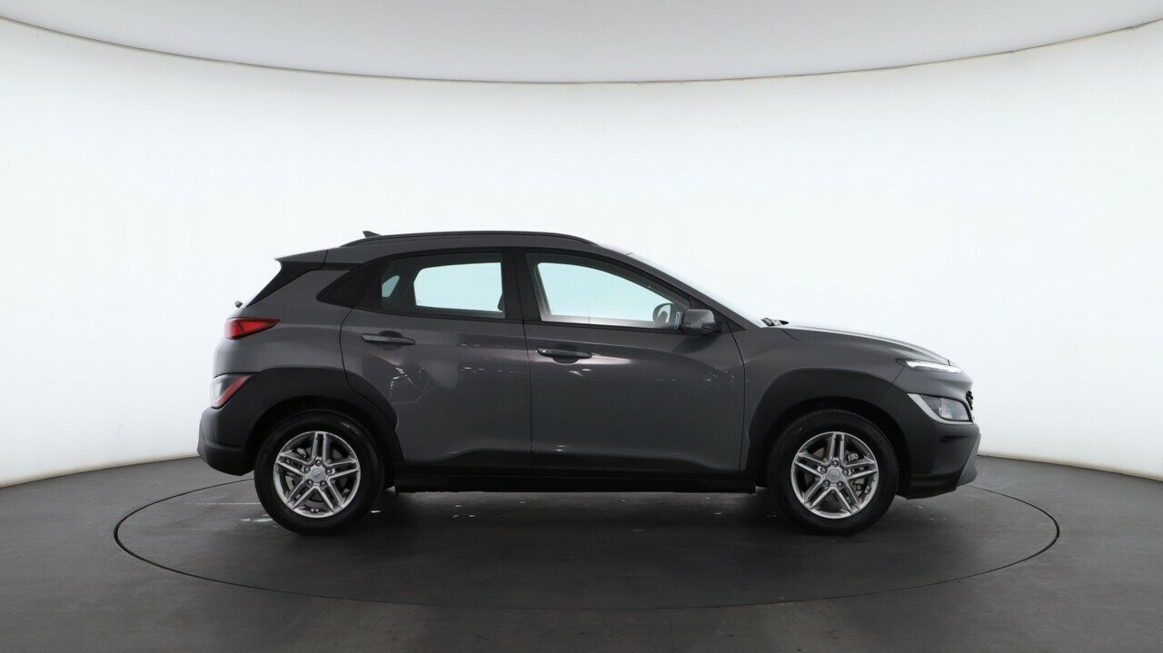 Hyundai Kona image 2