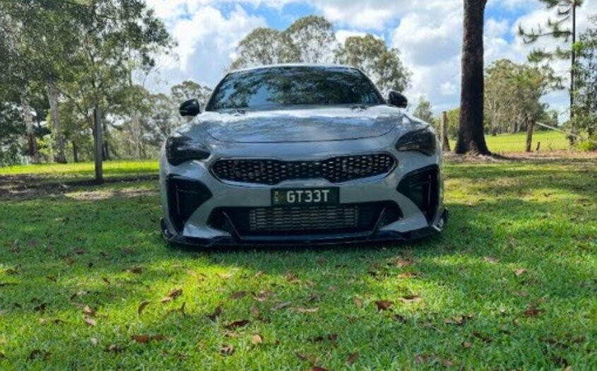 Kia Stinger image 2